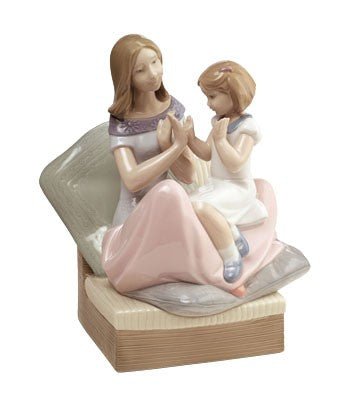 Nao by Lladro Nao by Lladro Pat A Cake Figurine   