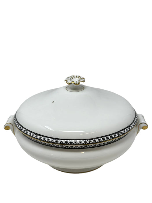 Wedgwood Wedgwood Black Ulander Covered Vegetable