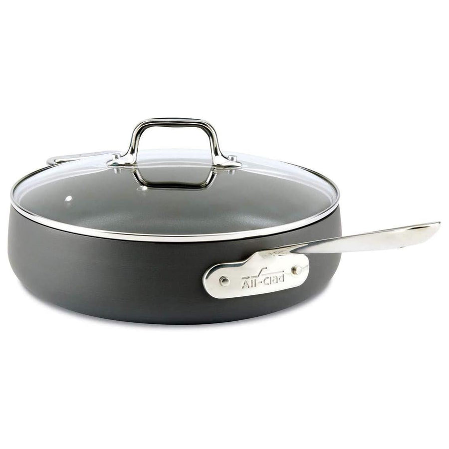 https://www.kitchensmart.ca/cdn/shop/products/all-clad-all-clad-ha1-4qt-38l-saute-pan-with-lid-e1003364-2100118718-919100.jpg?v=1671052069&width=900