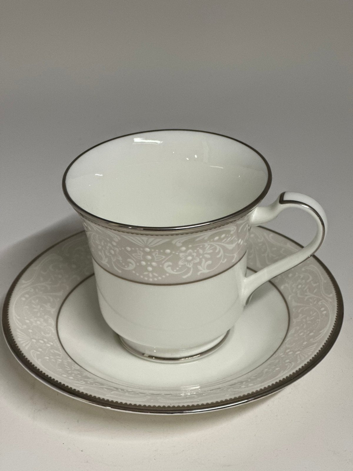 Silver hotsell palace noritake