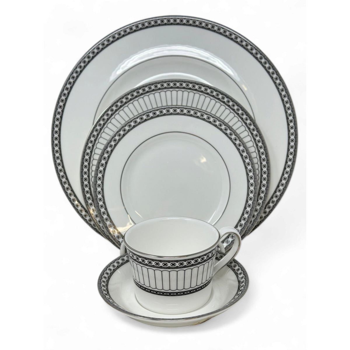 Wedgwood Contrasts - 5 Piece Place Setting - Kitchen Smart